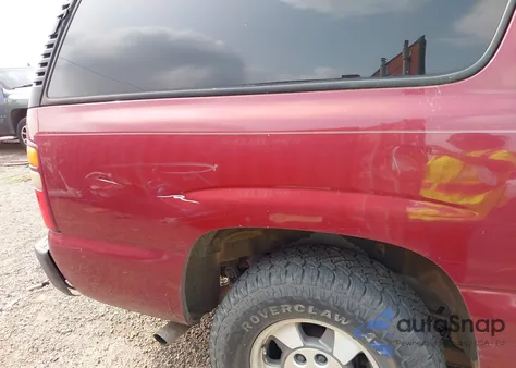 2003 Chevrolet Suburban 1500 Lt из США, поврежденный, VIN 1GNFK16T83J209634